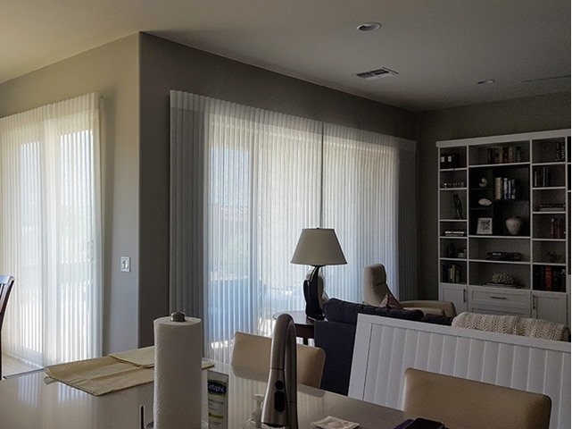 Hunter Douglas Dealer Image